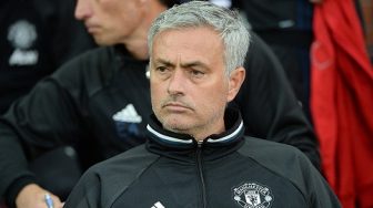 У Моуриньо «полный огород камней»